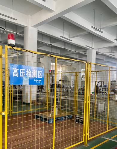 高壓檢測設(shè)備(2).jpg